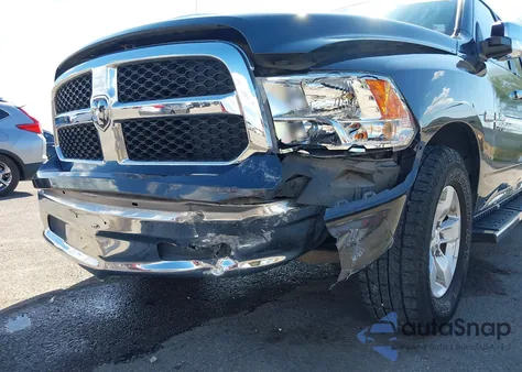 2018 Ram 1500 Slt 4X2 6'4 Box z USA, uszkodzony, nr VIN 1C6RR6GT4JS143143